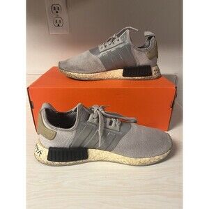 Adidas NMD_R1 Tokyo Boost Sneakers Size 9.5 Men EF2367 Japanese Script‎
